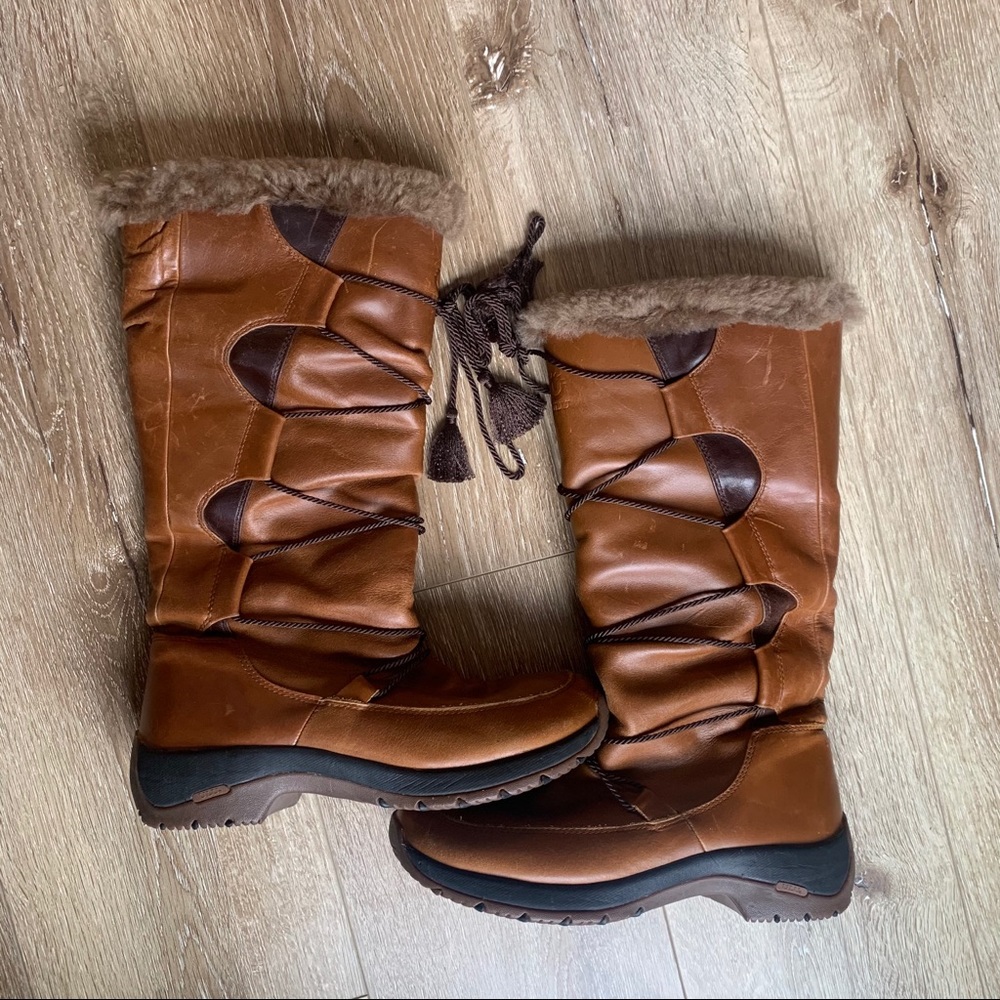 Ulu Sherpa lined tan leather winter boots